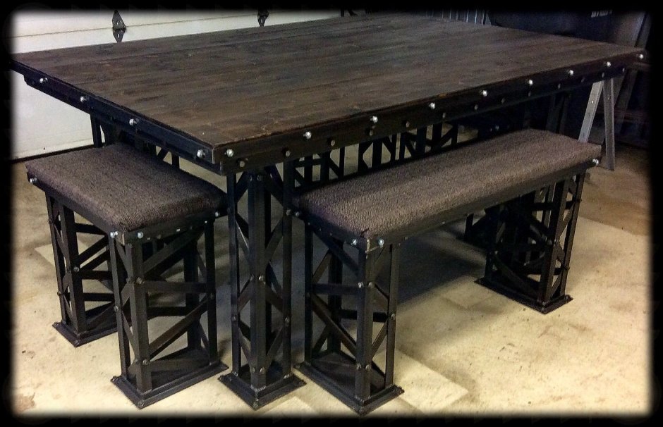 Крафтовая мебель из металла