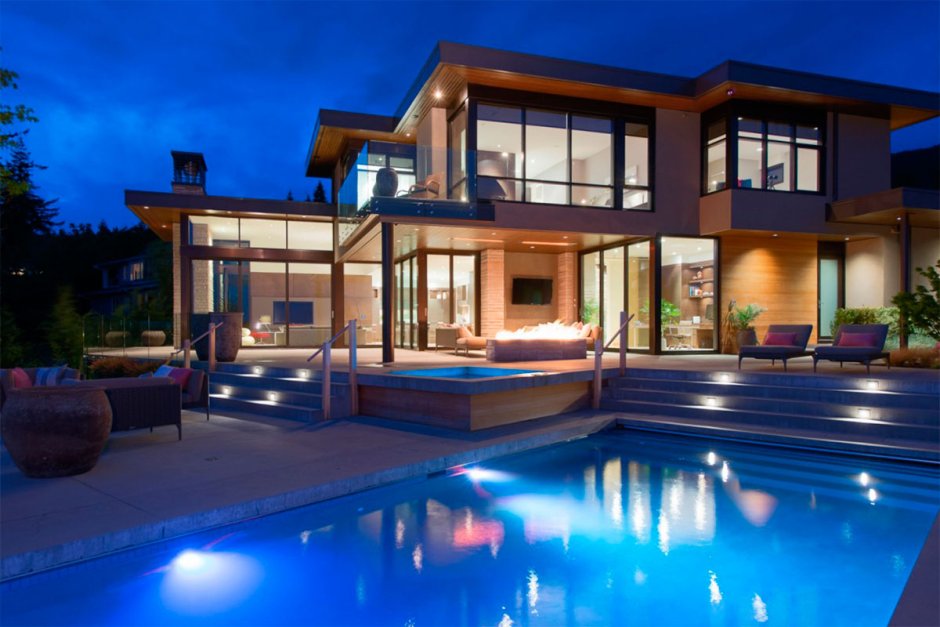 Двухэтажный особняк