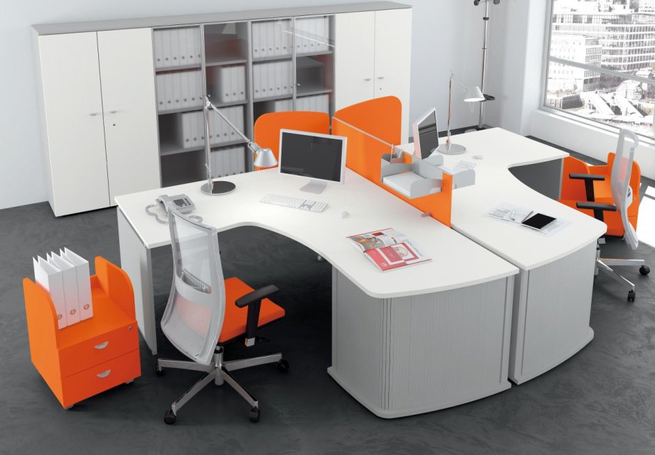 Офисные столы с тумбами для персонала