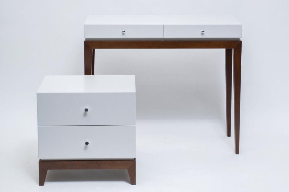 Прикроватный столик кованый купить в Новосибирске