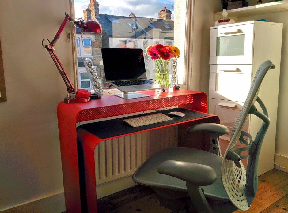 Компьютерный стол Desk черный 11669