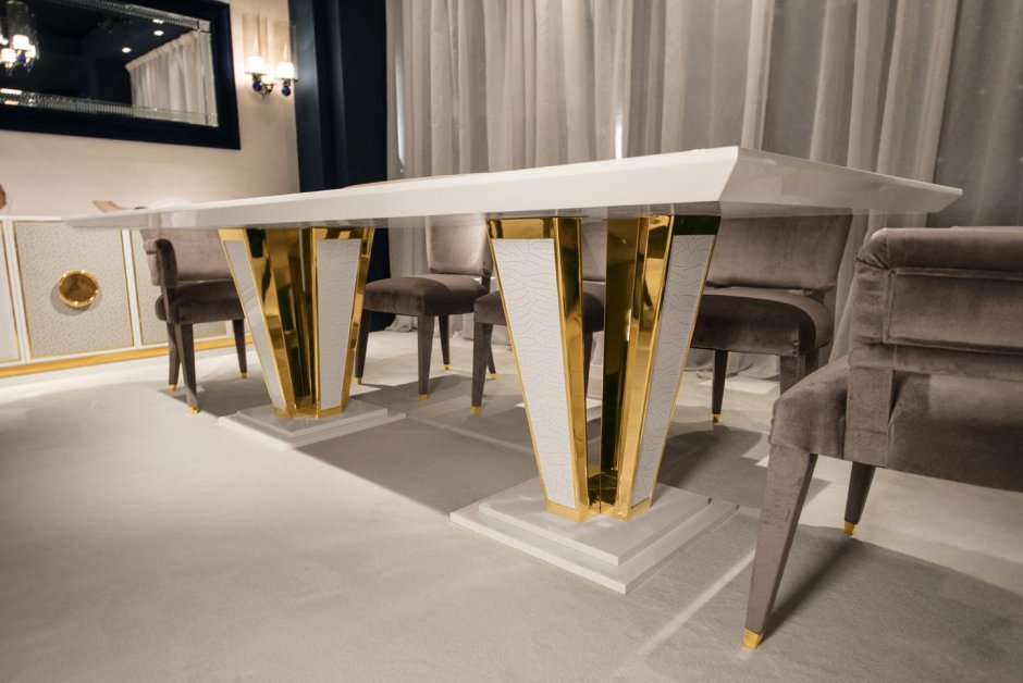 Стол обеденный дизайнерские золото