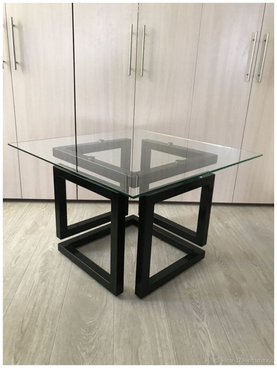 Стол на кухню