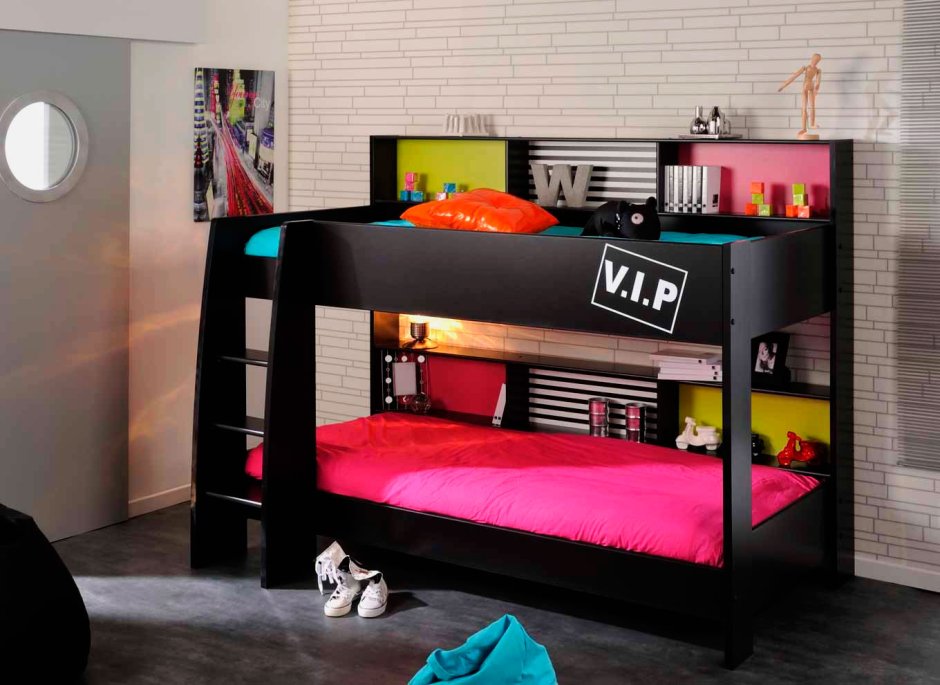 Двухэтажная кровать для детей