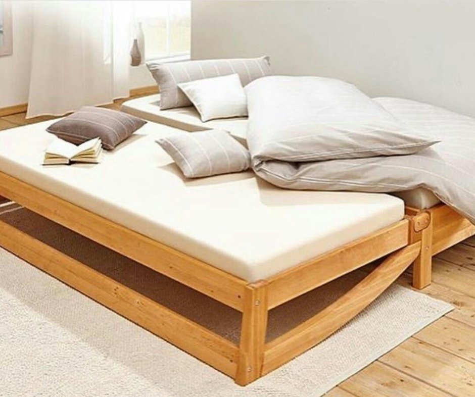 Раскладная деревянная кровать