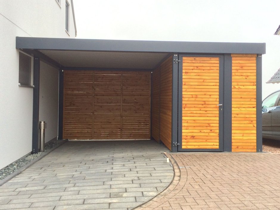 Стильный гараж с навесом