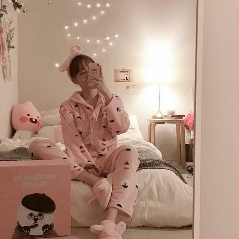 Комната АРМИ BTS спальня Эстетика