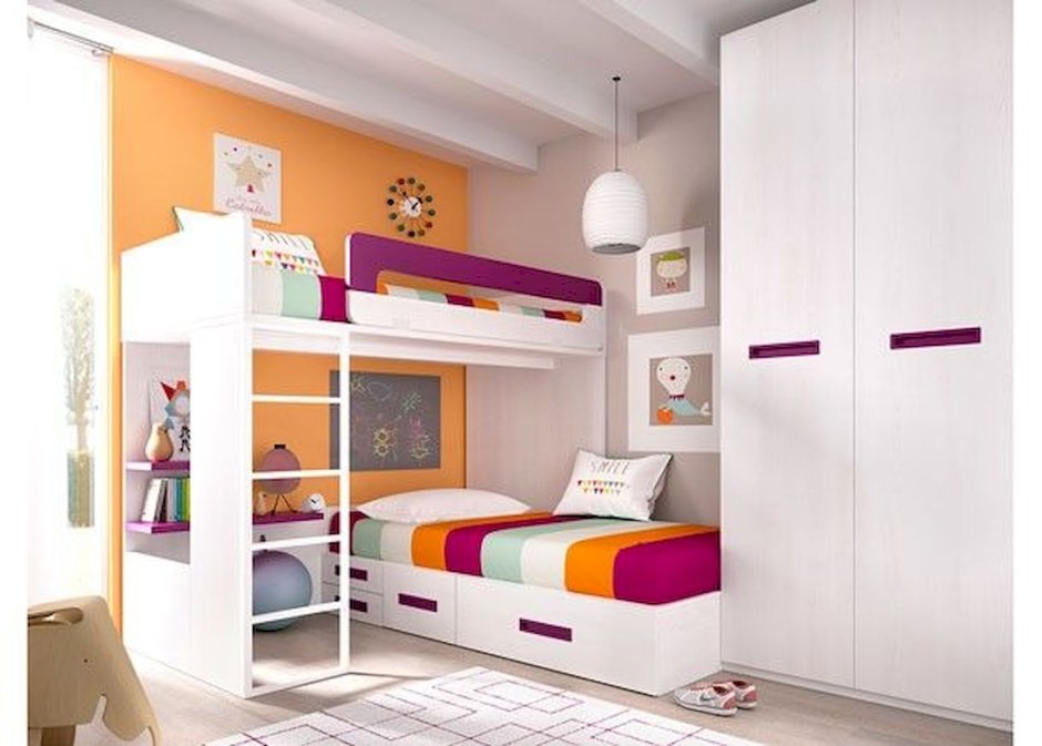 Двухъярусная угловая детская кровать