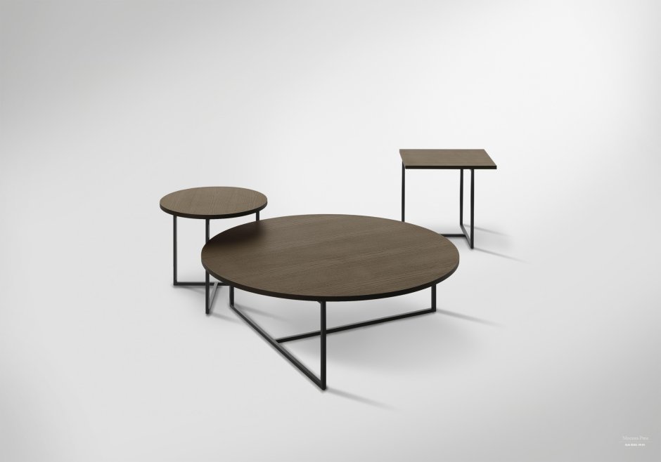 Стеклянный столик