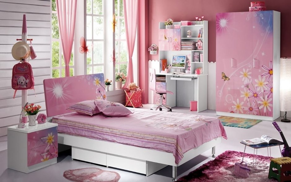 Красивая детская спальня