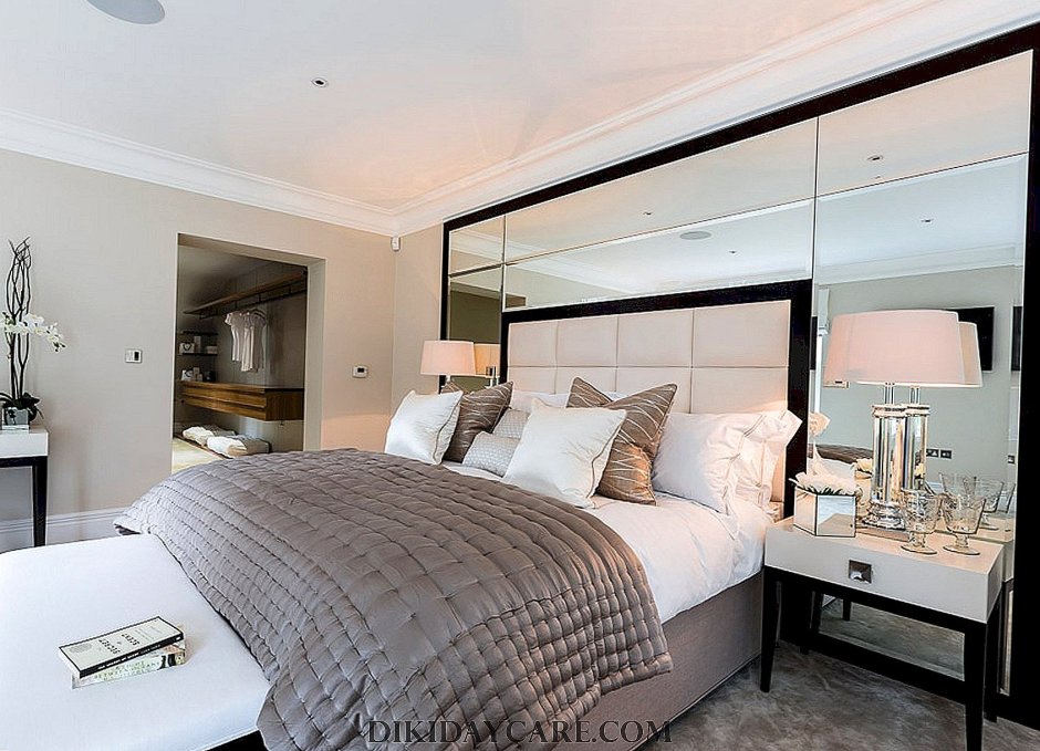 Зеркало в спальне