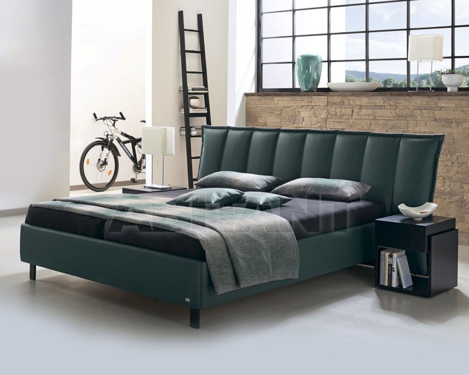 Кровать с мягким изголовьем Изумрудная на ножках