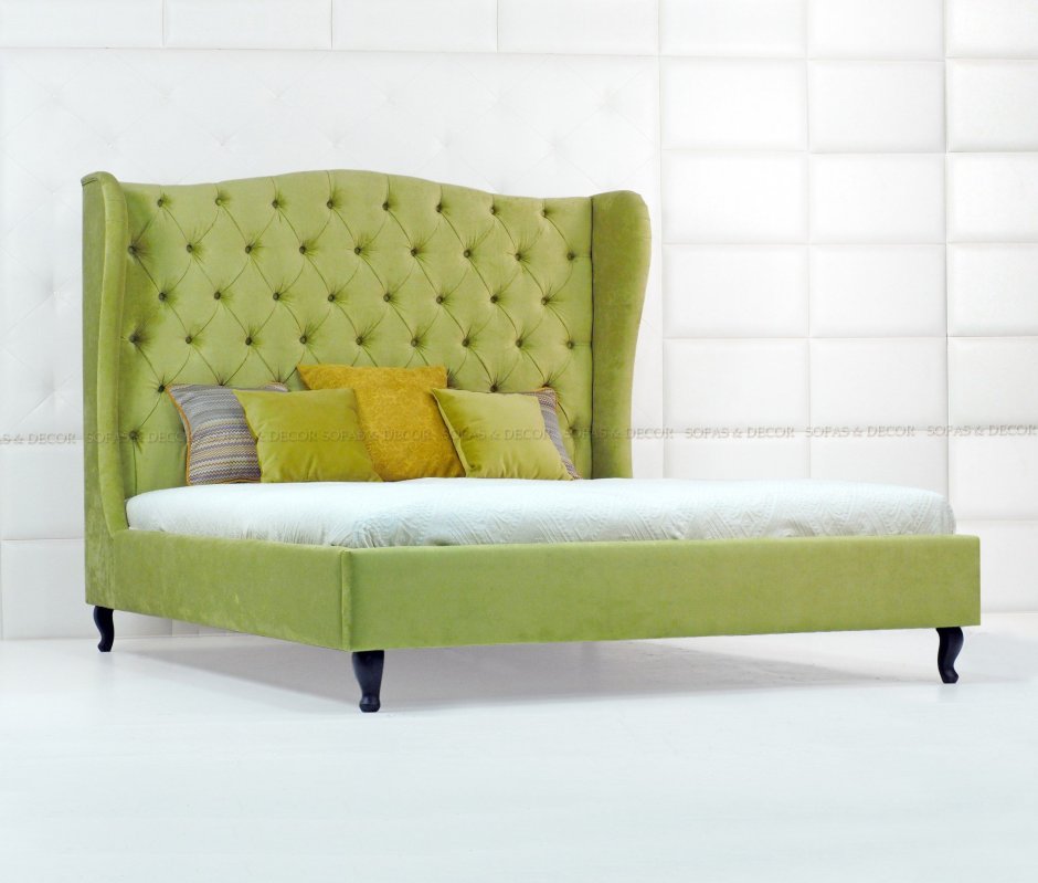 Кровать с высоким изголовьем зеленая