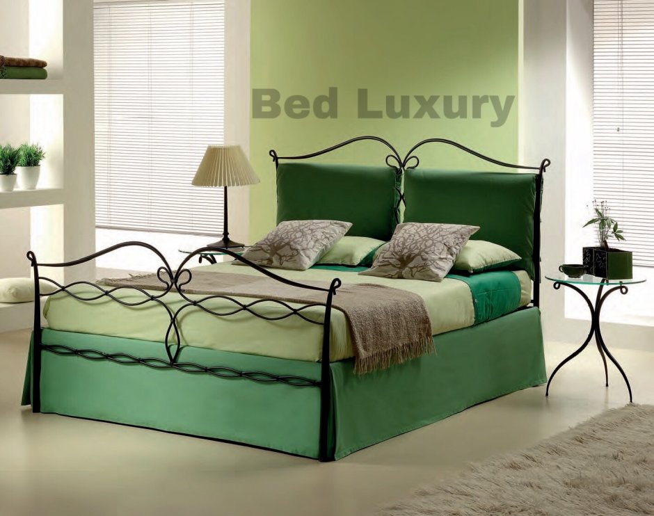 Кровать двуспальная зелёная кованая