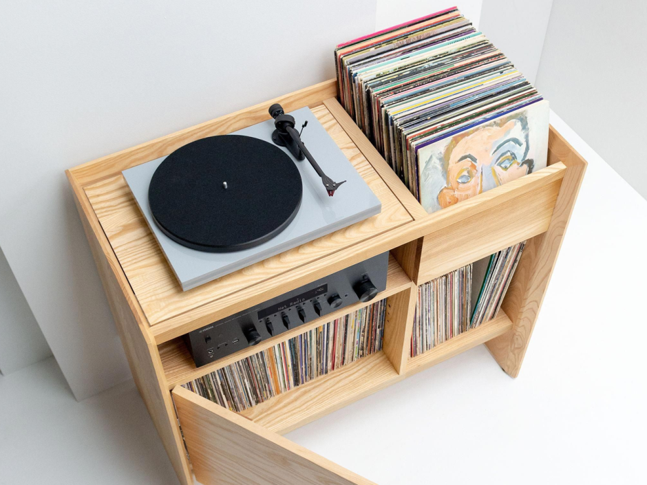 Тумба для винилового проигрывателя и пластинок икеа