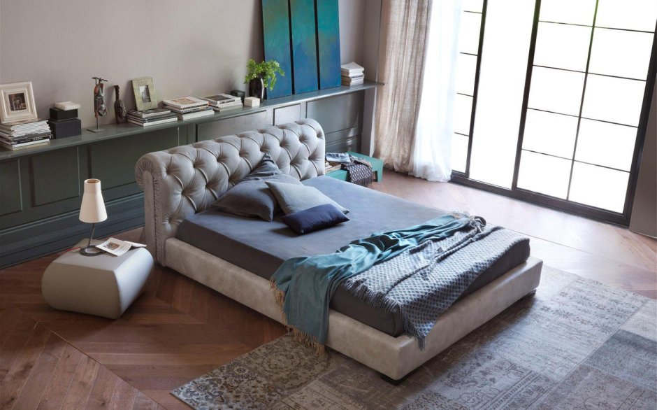 Мягкая кровать