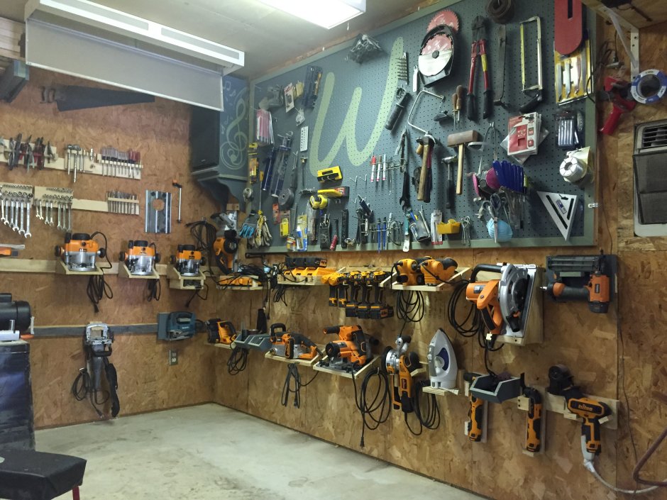 Электроинструмент для гаража