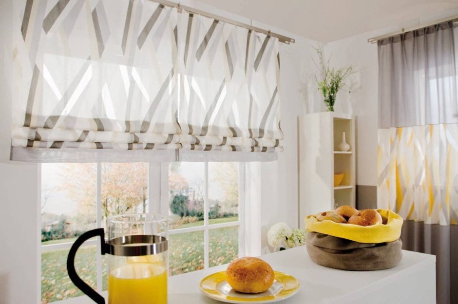 Шторы на кухонное окно
