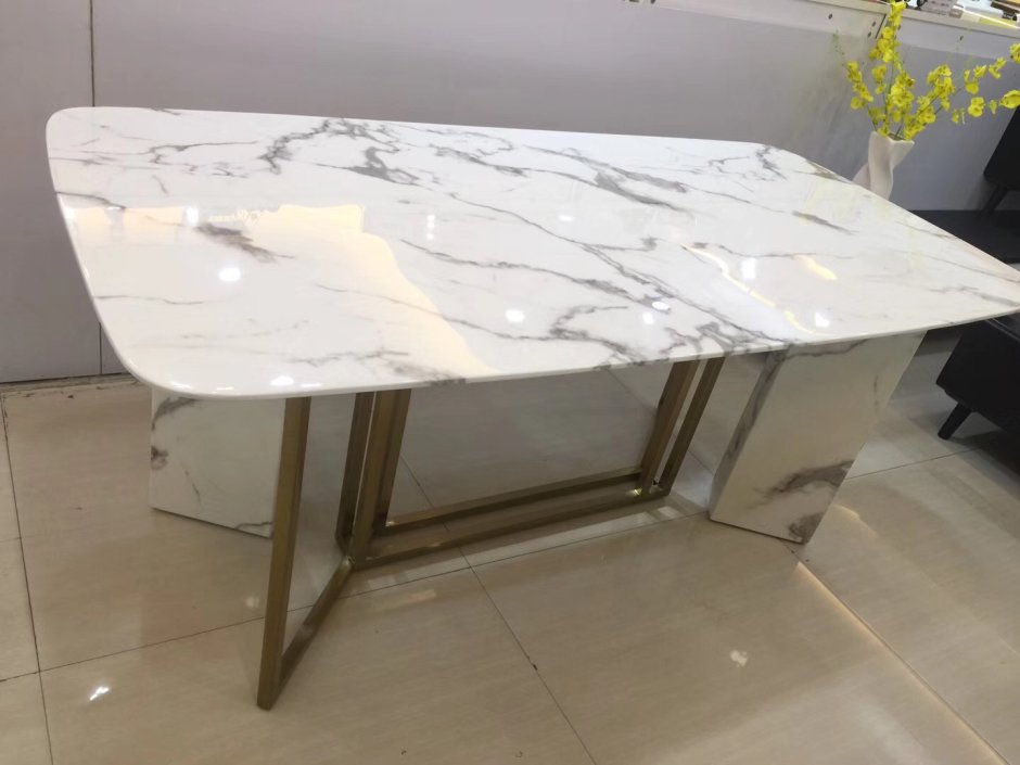 Стол обеденный круглый эффект мрамора