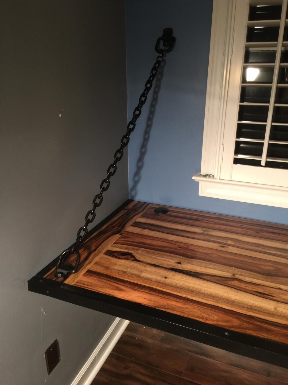 Откидной стол на цепях