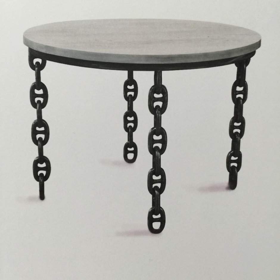 Стол на цепях