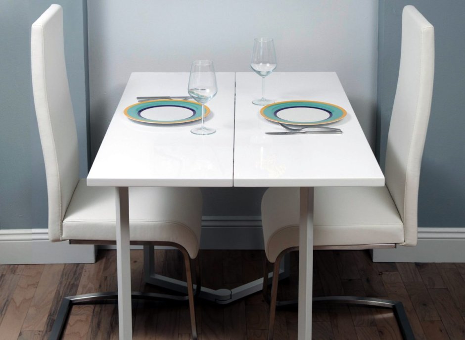 Стол кухонный