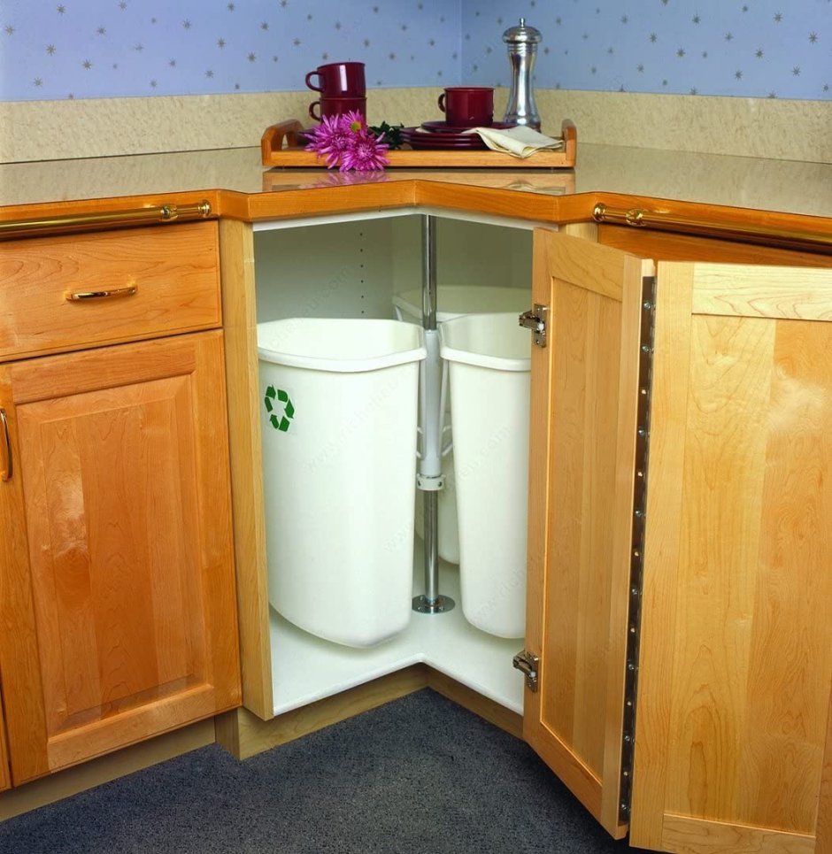 Угловой шкаф под мойку на кухне