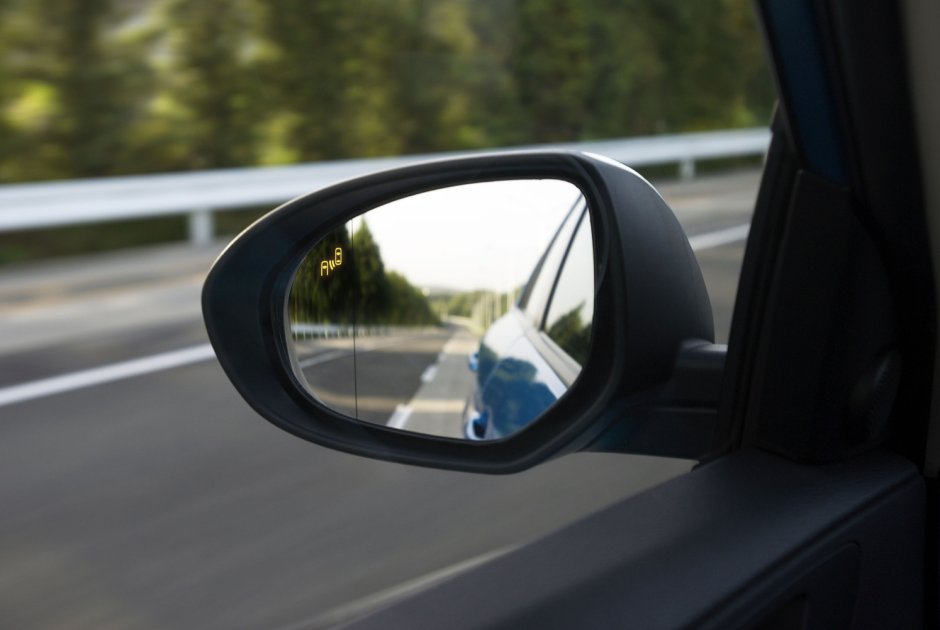 Пленка антидождь на зеркало