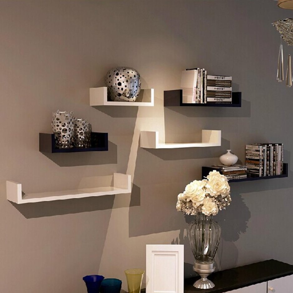 Декоративные полки на стену в гостиную