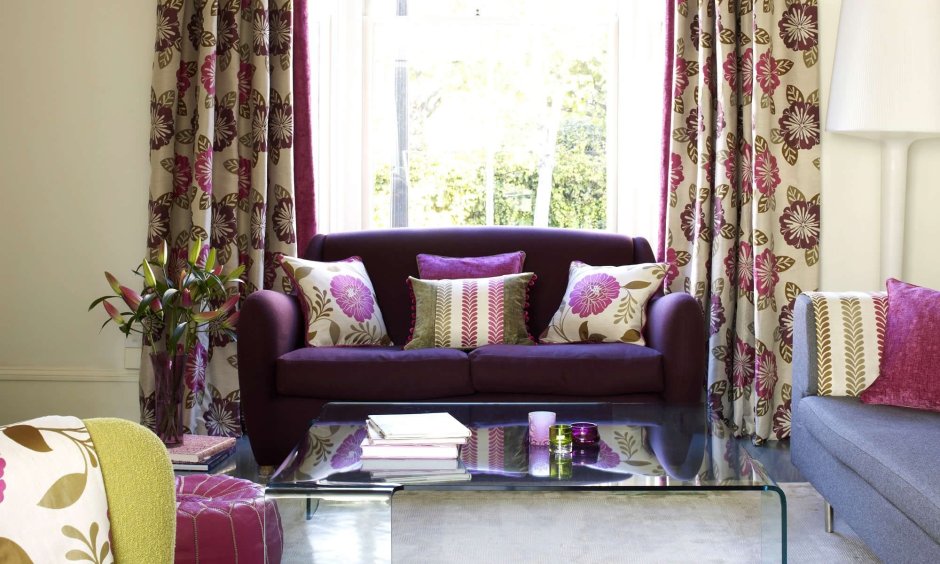 Фиолетовый текстиль в интерьере