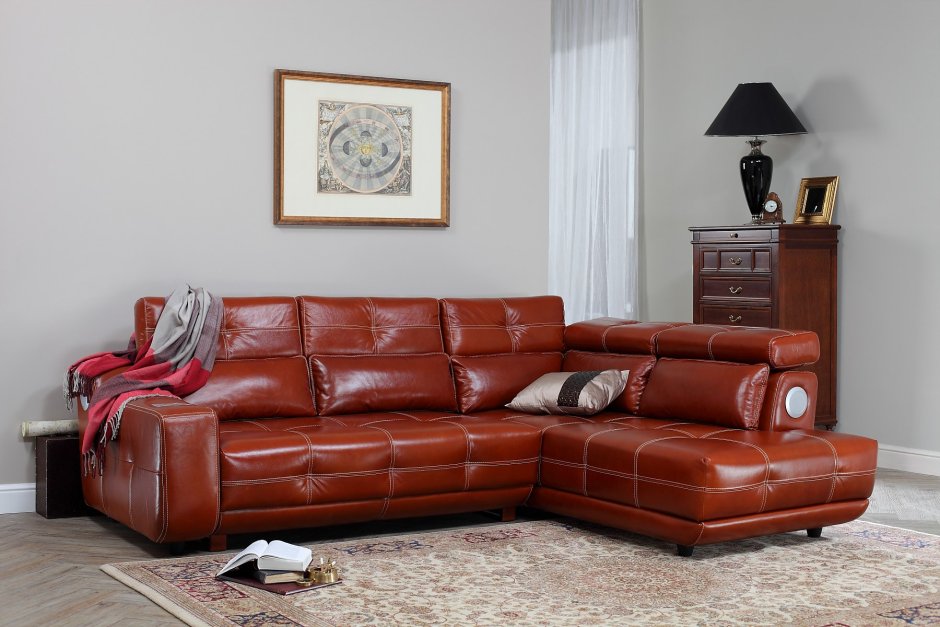 Бэушный угловой диван кожаный