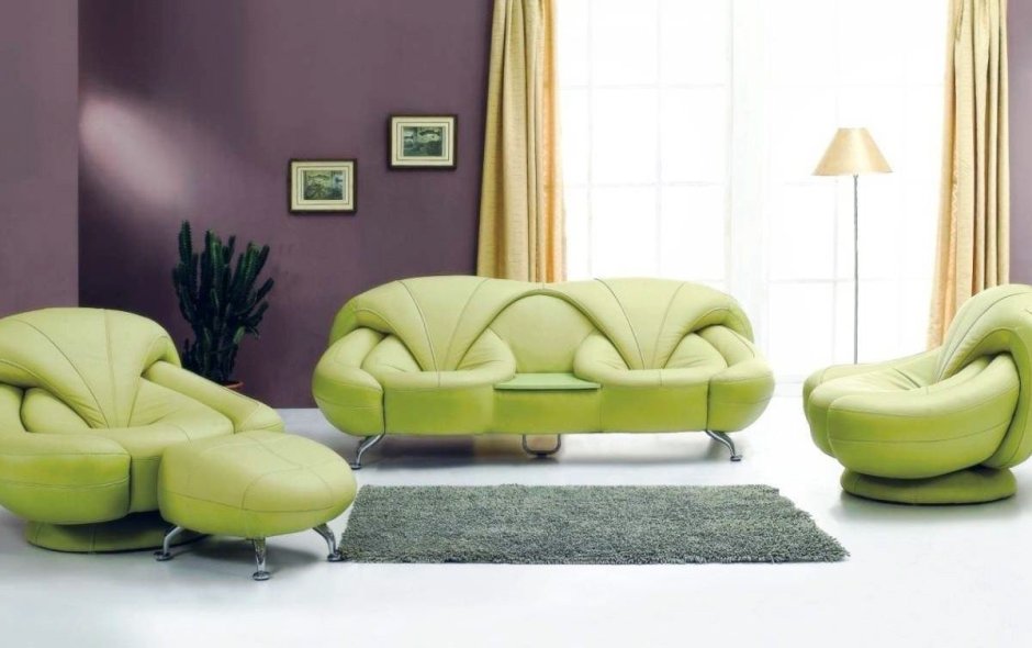 Кожаные холлы в Киргу