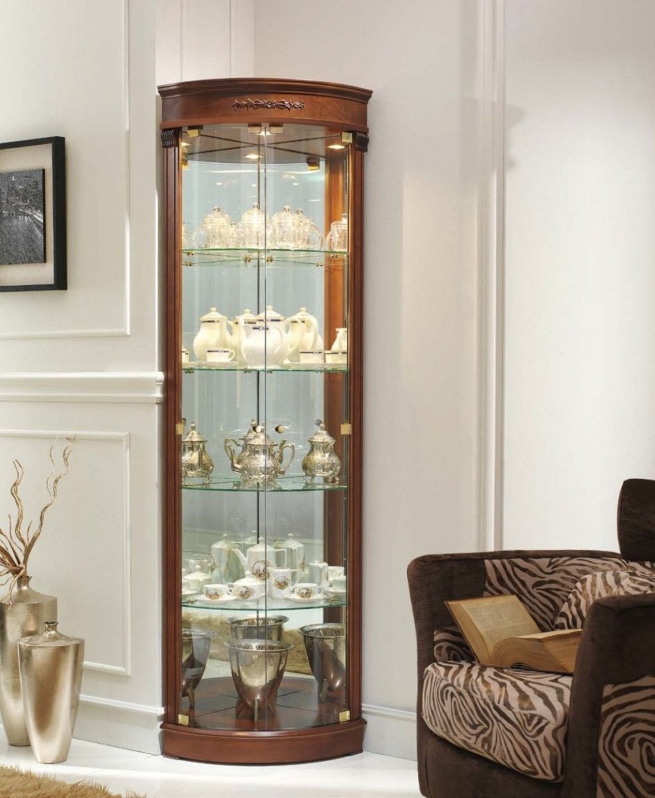 Угловые витрины Панамар