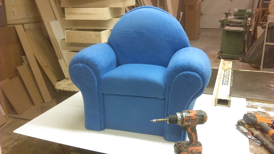 Кресло из поролона