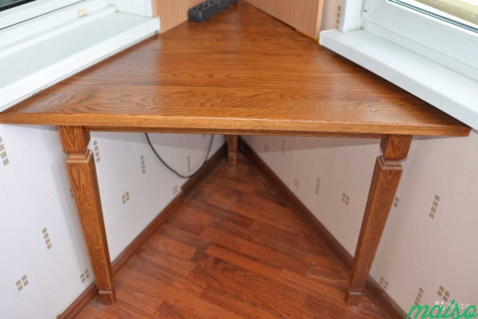 Треугольник на стол