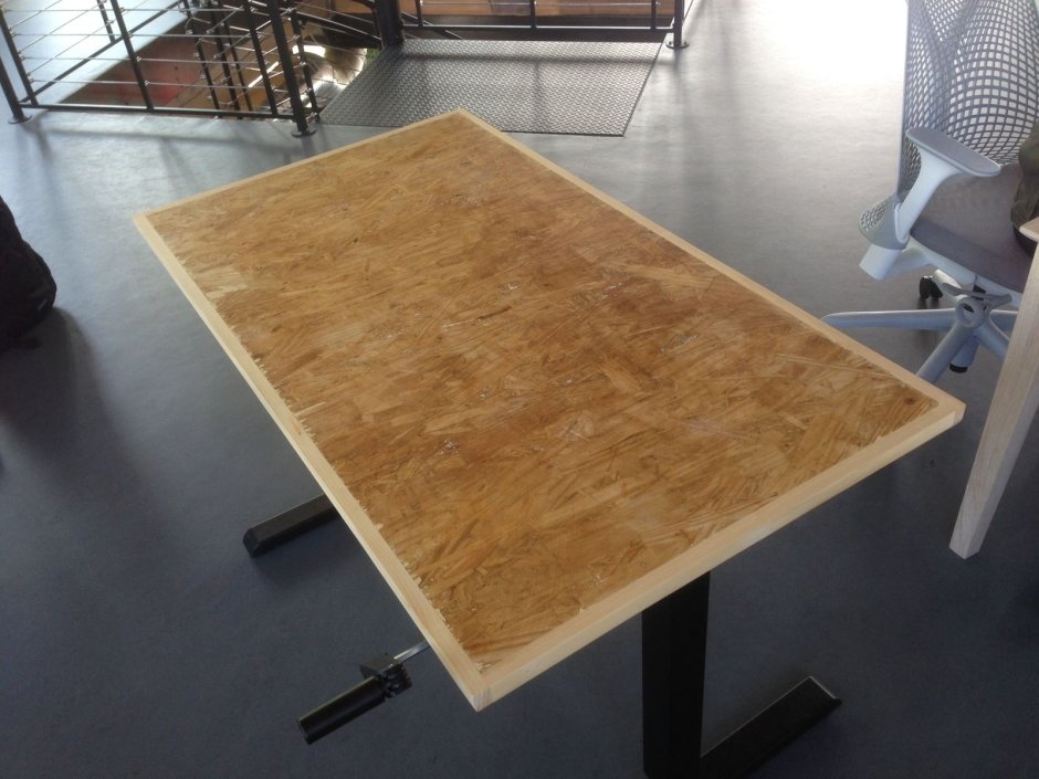 Стол из ОСБ