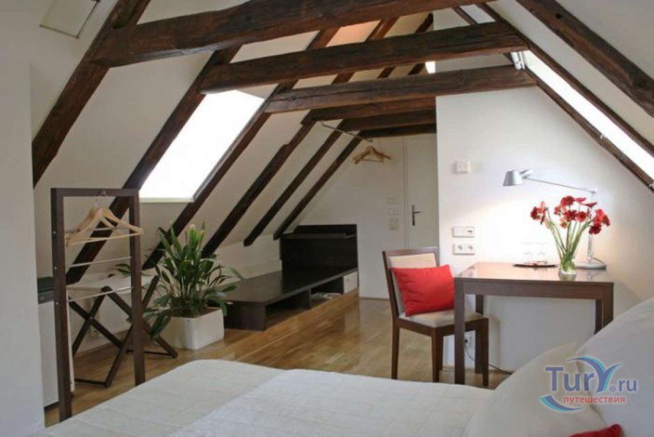 Интерьер чердак в частном доме