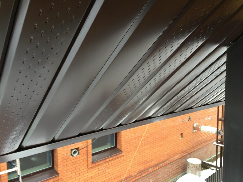 Панель для подшивки кровли