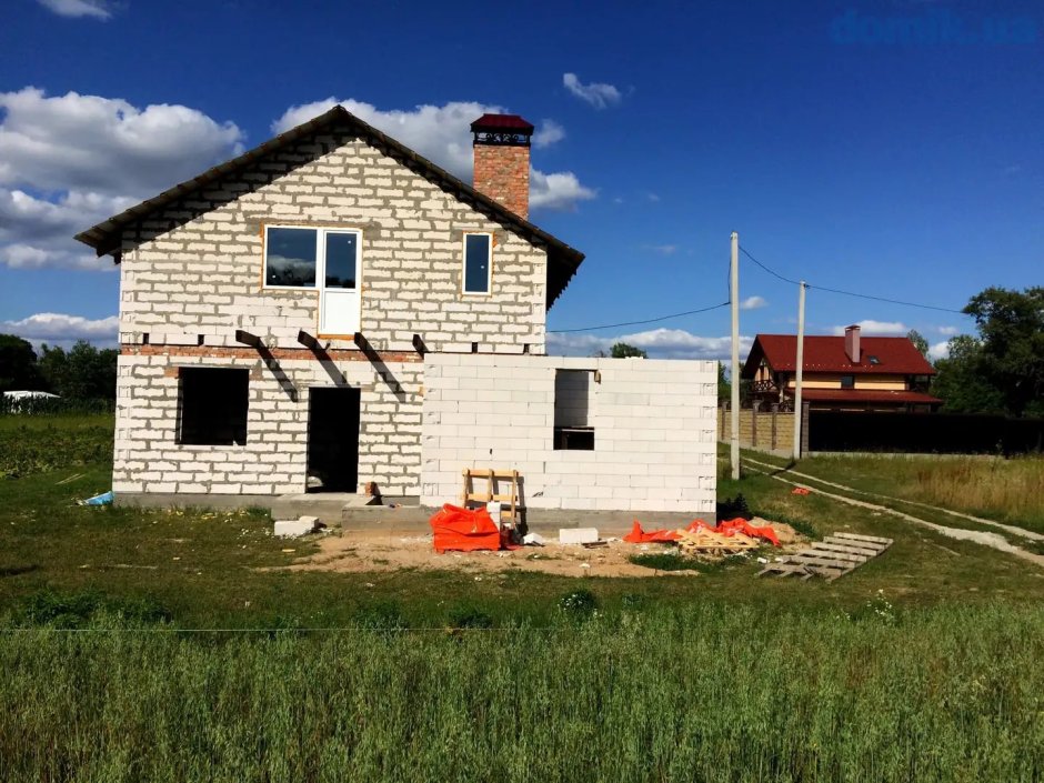 Недостроенный дом