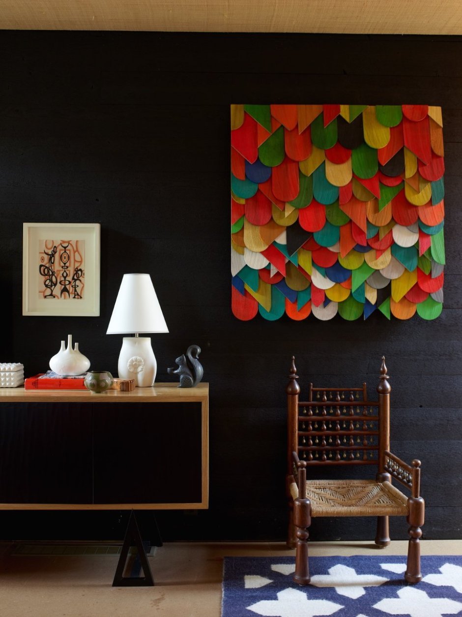 Интересный декор стен