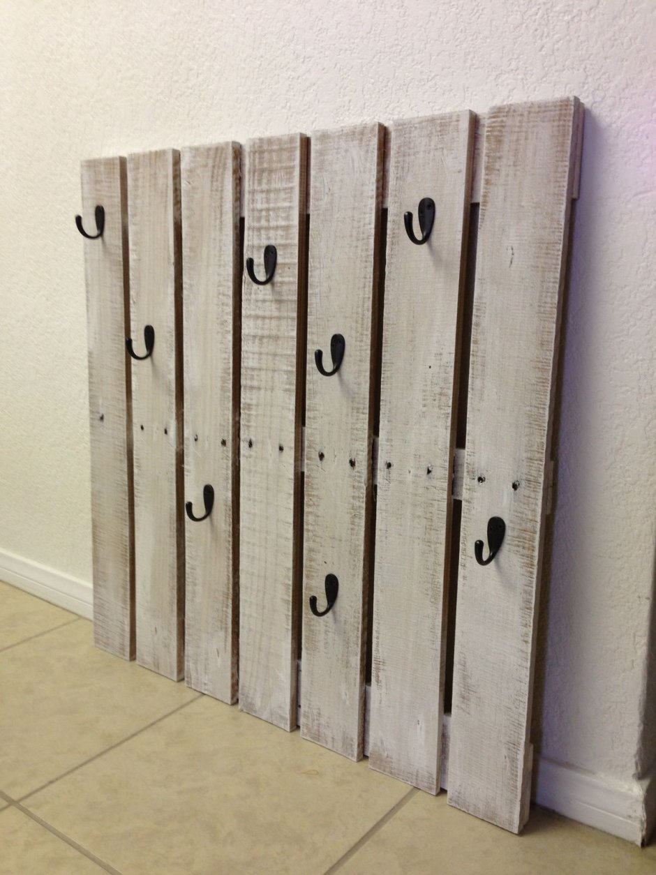 Обувная полка из поддонов