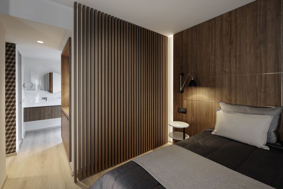 Белые стеновые панели в интерьере