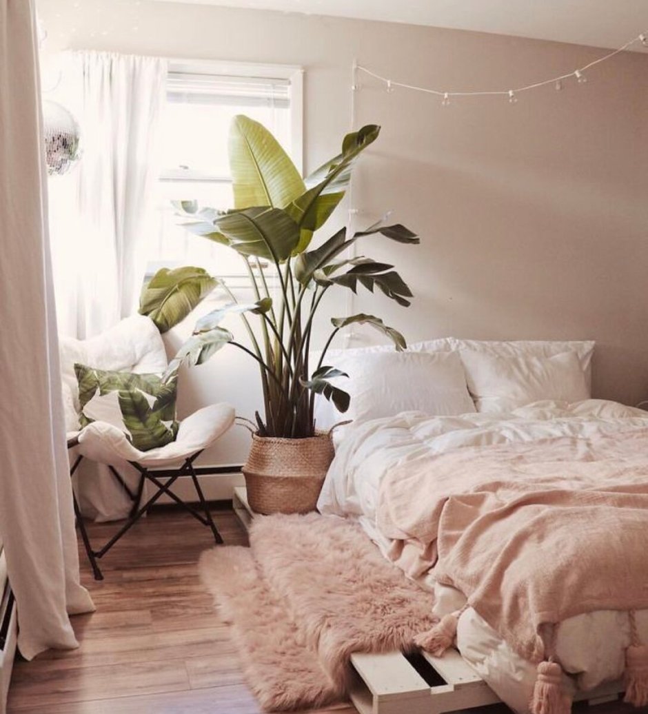 Стильная уютная спальня