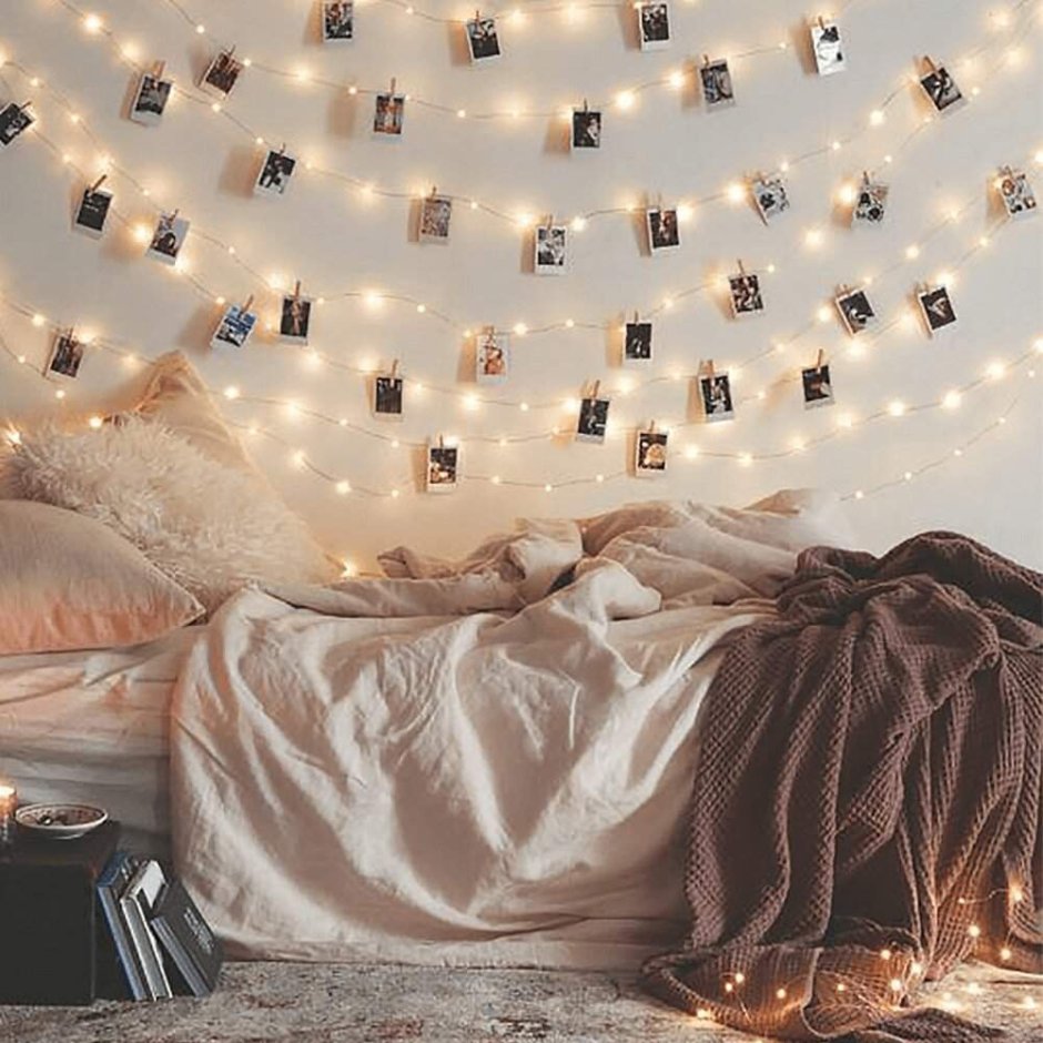 Украшение комнаты гирляндой