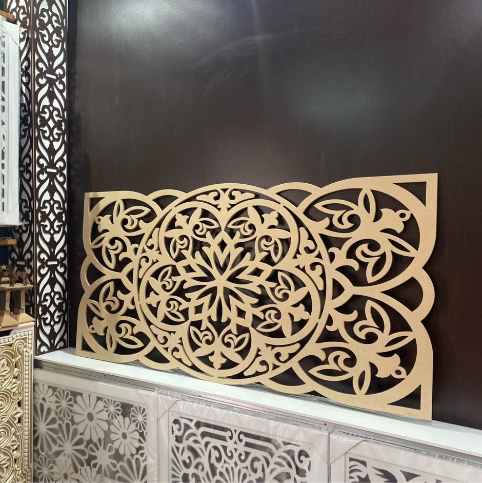 Резные панели