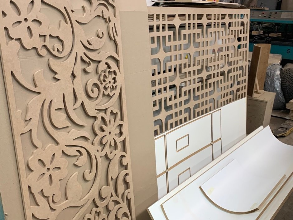 Декоративные резные панели