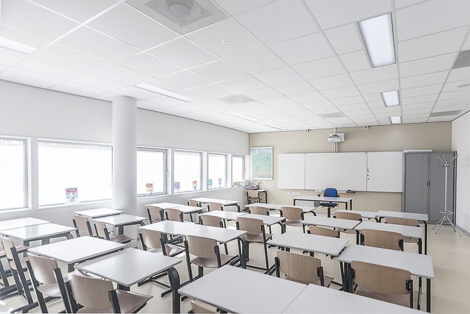 Интерьер школьной столовой