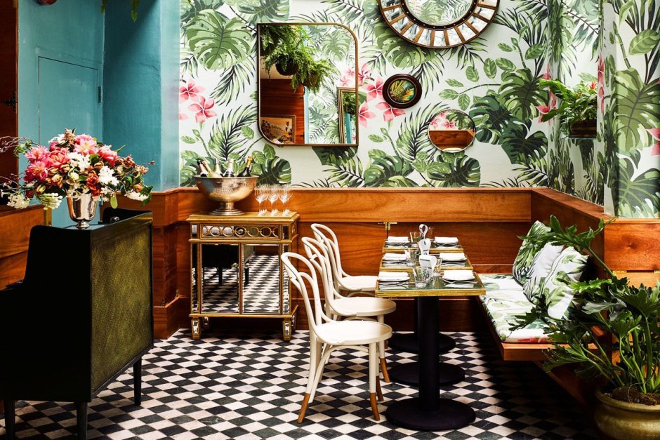 Декор в тропическом стиле