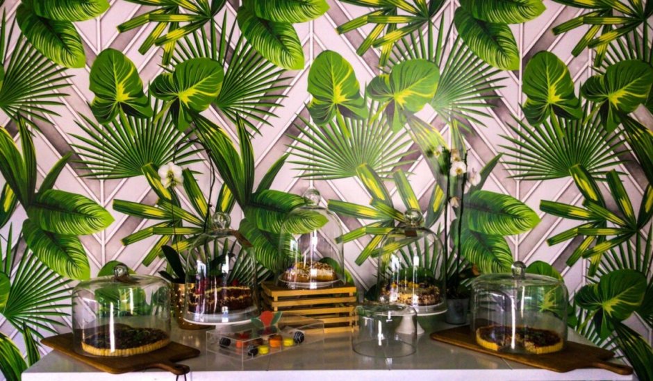 Маленькая кухня в тропическом стиле