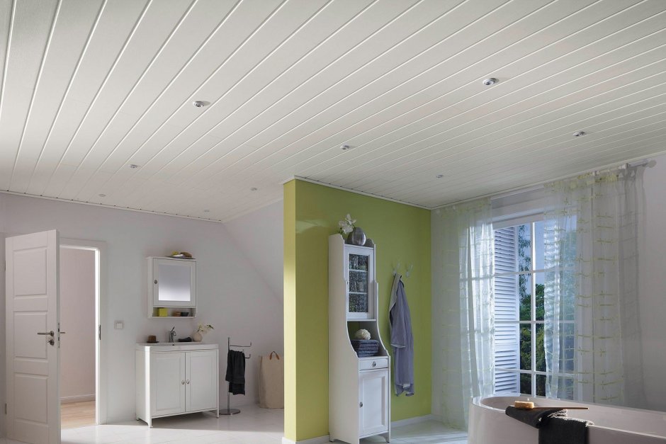 ПВХ панели для потолка